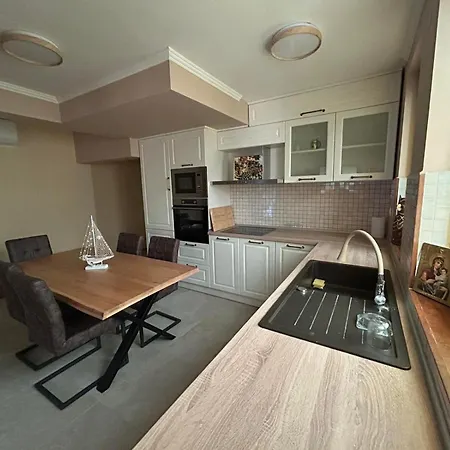 Apartmán Center House