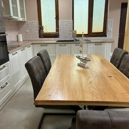 Center House Apartmán