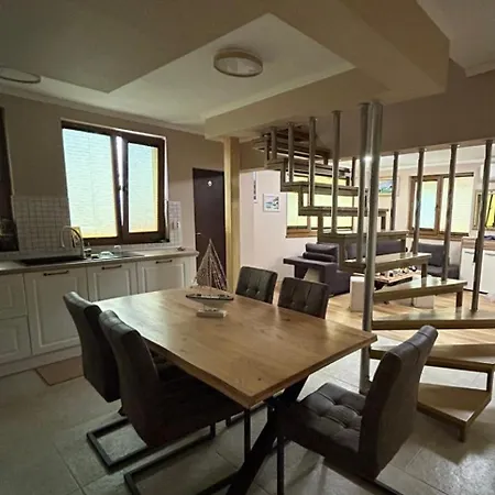 Center House Апартаменты Варна